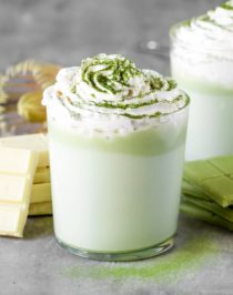 Swap out regular Hot Chocolate with this unique, fun, and sophisticated Matcha Green Tea White Hot Chocolate -- it'll be your new favorite winter treat. It's sugar free, low carb, and gluten free too! #sugarfree #lowcarb #healthychocolate #hotchocolate #healthydessert #hotchocolaterecipe #glutenfree #matchachocolate #healthymatcharecipes #matchadessert #matchatea